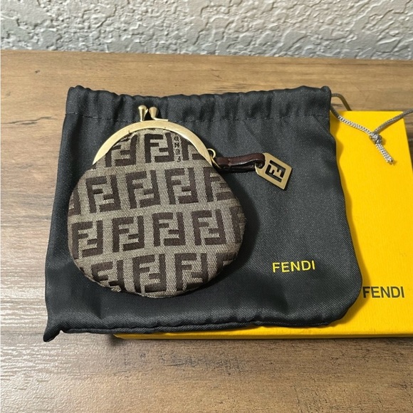 RARE✨Fendi Brown and Tan Monogram Coin Purse - Picture 1 of 5